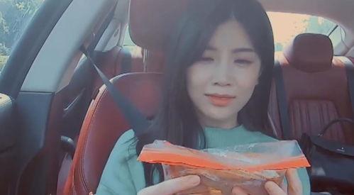 吃瓜少女魏素芬小视频,吃瓜少女的趣味日常