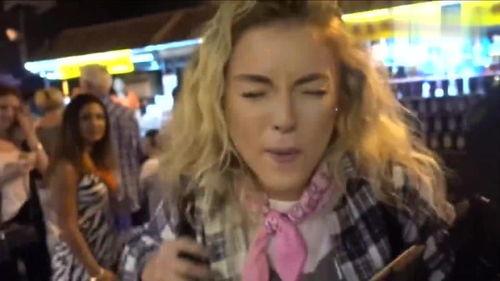 外国朋友吃瓜视频下载,揭秘视频下载背后的故事