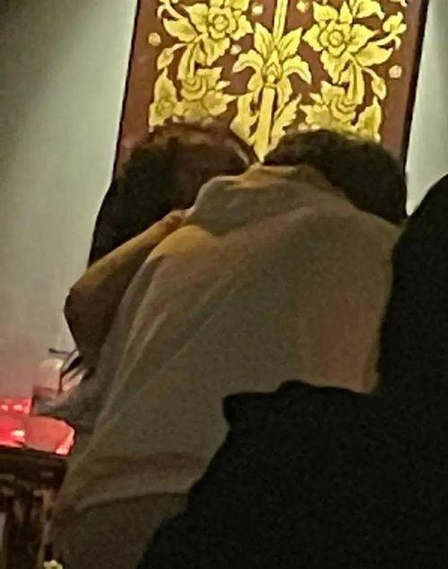 近期吃瓜事件酒吧视频曝光,近期吃瓜事件视频曝光背后的真相揭秘