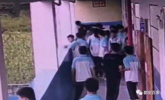 吃瓜女子被扔下楼视频,视频曝光引网友热议”